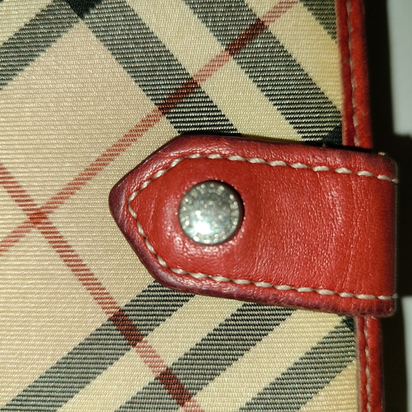 Burberry red trim Blue Label Short Wallet - Picture 7 of 11